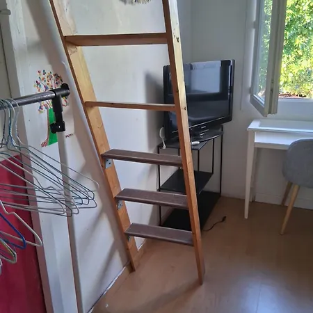 Escala Apartment